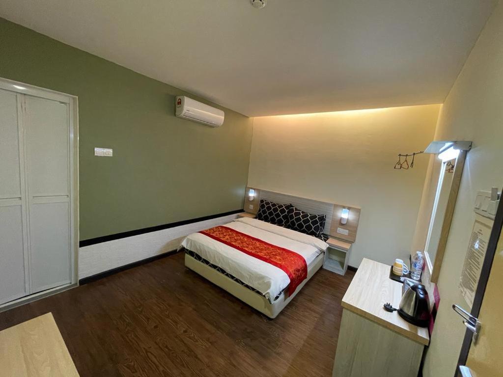 N&L Hotel Kuala Terengganu Luaran gambar